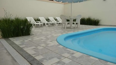 Área piscina