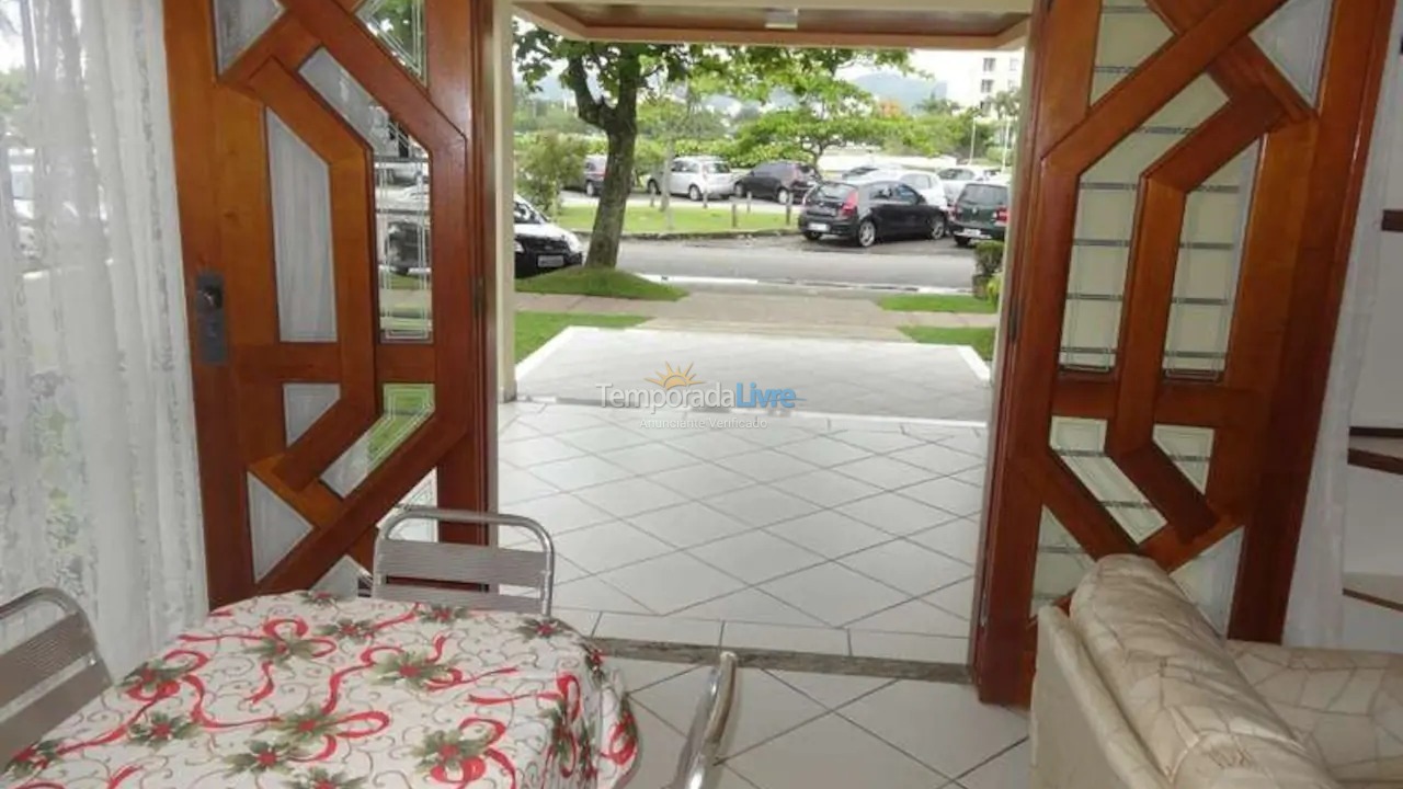 Casa para alquiler de vacaciones em Florianopolis (Jurerê Internacional)