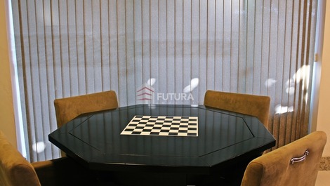 TOWNHOUSE WITH POOL SEASON RENTAL MARISCAL BOMBINHAS SC LC001EF