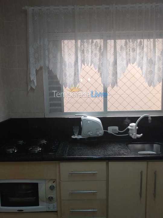 Apartamento para aluguel de temporada em Balneário Camboriú (Praia Central)