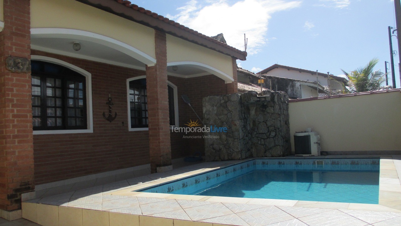House for vacation rental in Peruíbe (Jardim Star)