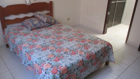 House with pool 100 meters from the beach