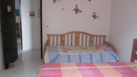 House with pool 100 meters from the beach