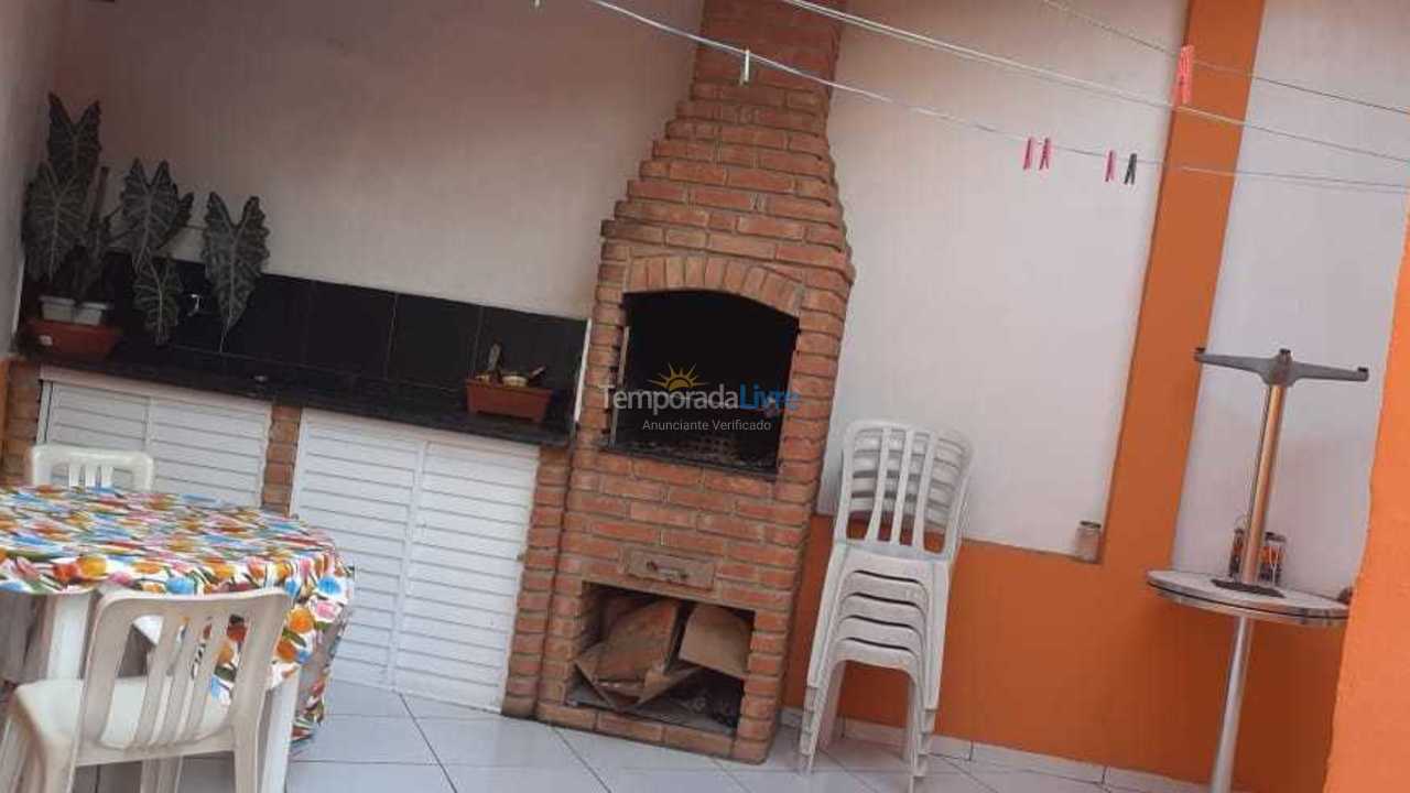 Casa para alquiler de vacaciones em Praia Grande (Ocian)