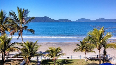 Casa Pé Na Areia, Frente Mar, 18 pess, Praia da Fortaleza, Ubatuba/SP.
