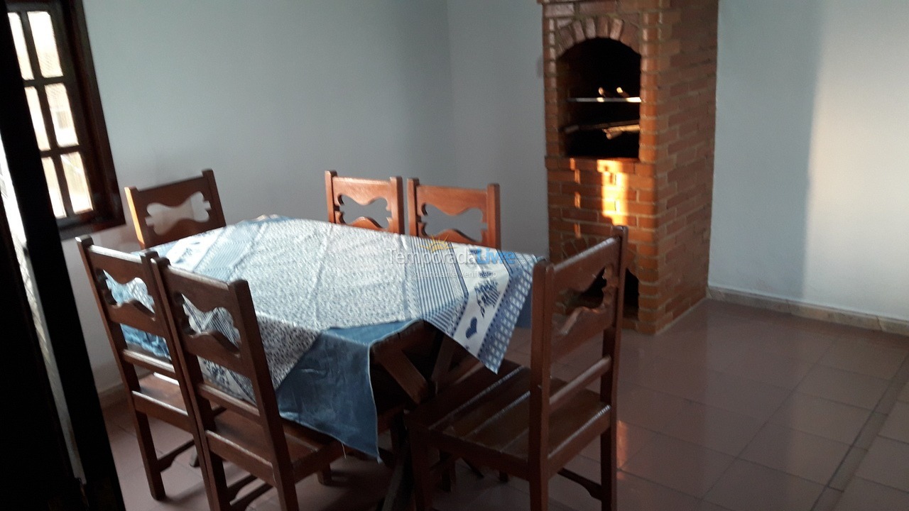 Casa para aluguel de temporada em Cabo Frio (Peró)
