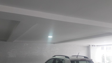 Vaga de garagem coberta