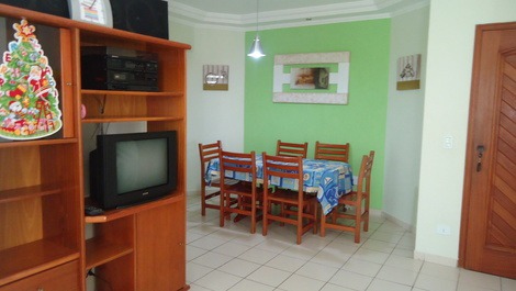 Sala de Jantar e porta de entrada