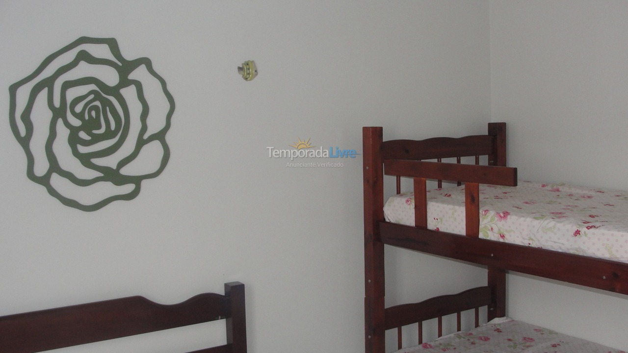 Apartamento para aluguel de temporada em Ubatuba (Praia Grande)