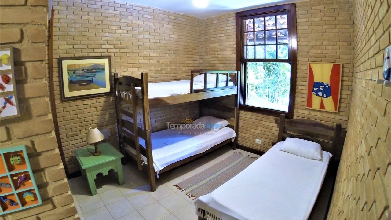 Casa para alquiler de vacaciones em Ubatuba (Praia do Félix)