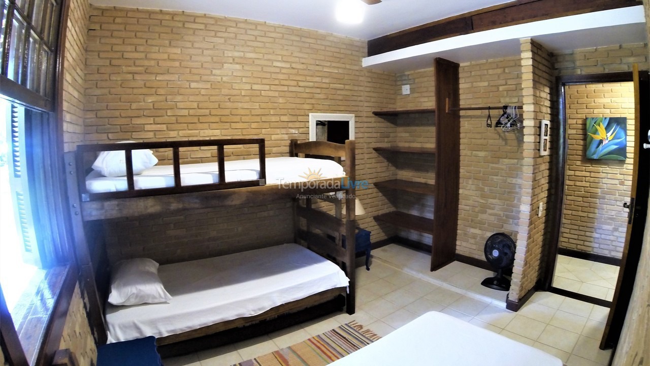 Casa para alquiler de vacaciones em Ubatuba (Praia do Félix)