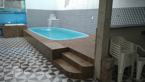 Beautiful house with wi-fi and swimming pool 380m from the beach