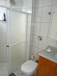 ÓTIMO APARTAMENTO FRENTE AO MAR CENTRO DE ITAPEMA