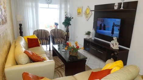 ÓTIMO APARTAMENTO FRENTE AO MAR CENTRO DE ITAPEMA