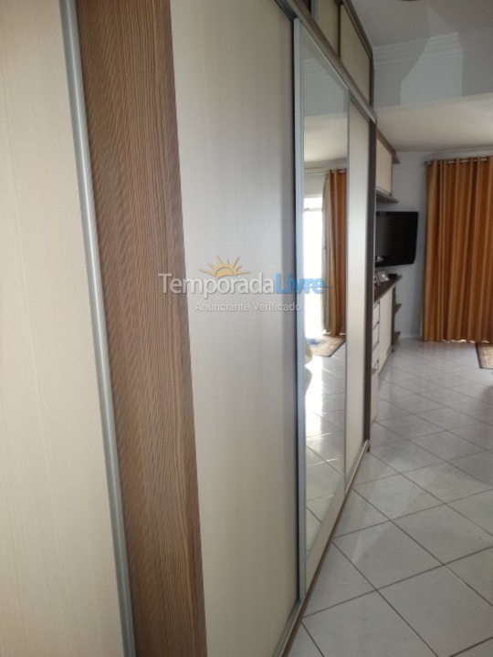 Apartamento para aluguel de temporada em Itapema (Centro)