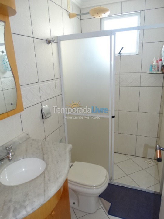 Apartamento para aluguel de temporada em Itapema (Centro)