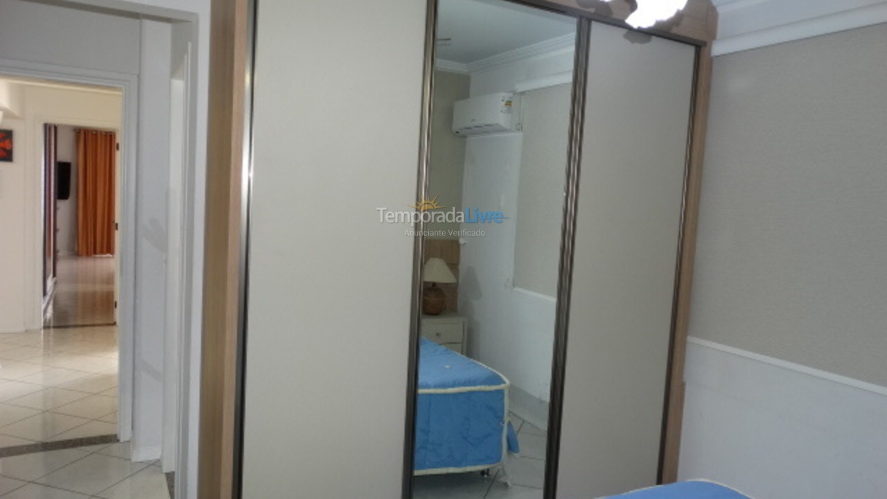 Apartamento para aluguel de temporada em Itapema (Centro)