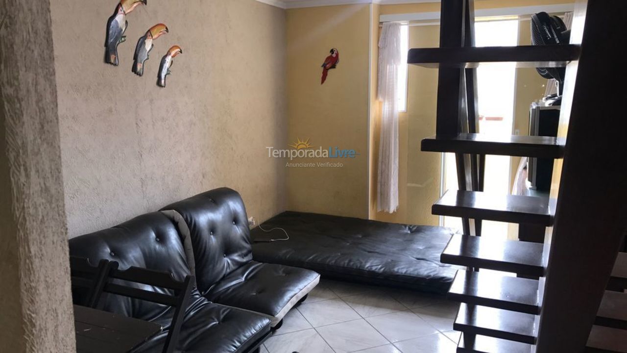 Apartamento para aluguel de temporada em Guarujá (Pitangueiras)