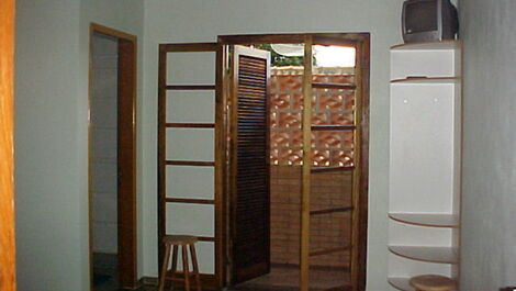 0389.01Luise Maranduba 0389.01 Kitnet 2 Pess 100M Mar