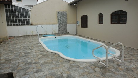 CASA CONDOMÍNIO FECHADO C/PISCINA PRIVATIVA