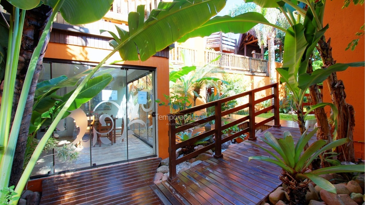 Apartment for vacation rental in Bombinhas (Mariscal)