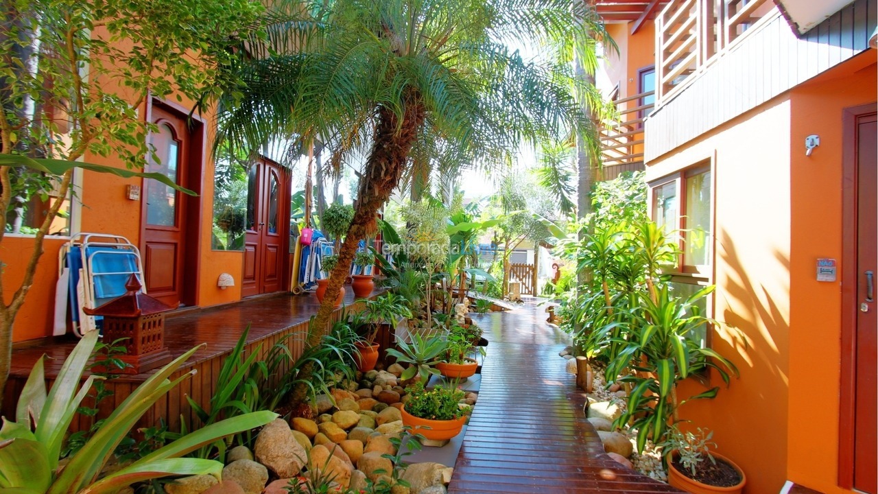 Apartment for vacation rental in Bombinhas (Mariscal)