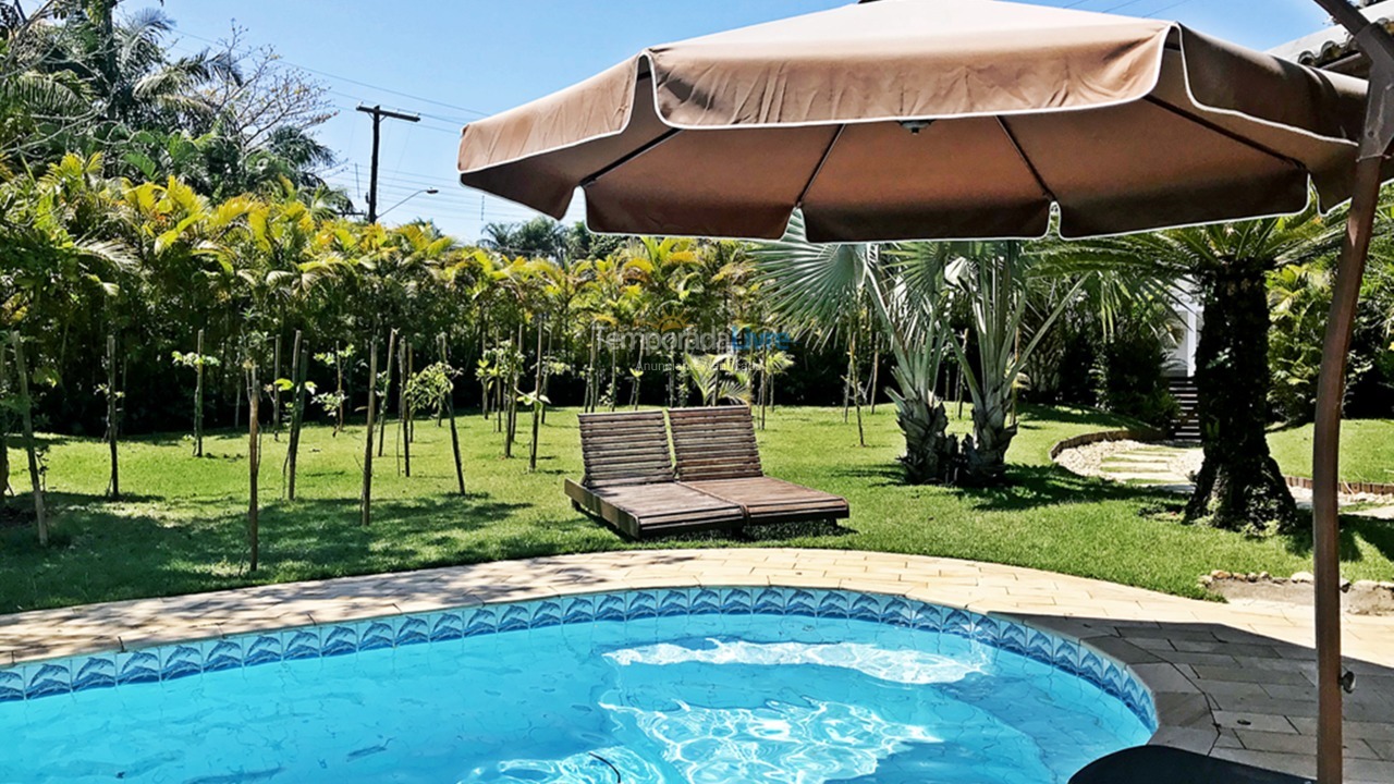 House for vacation rental in Bertioga (Praia de Guaratuba)