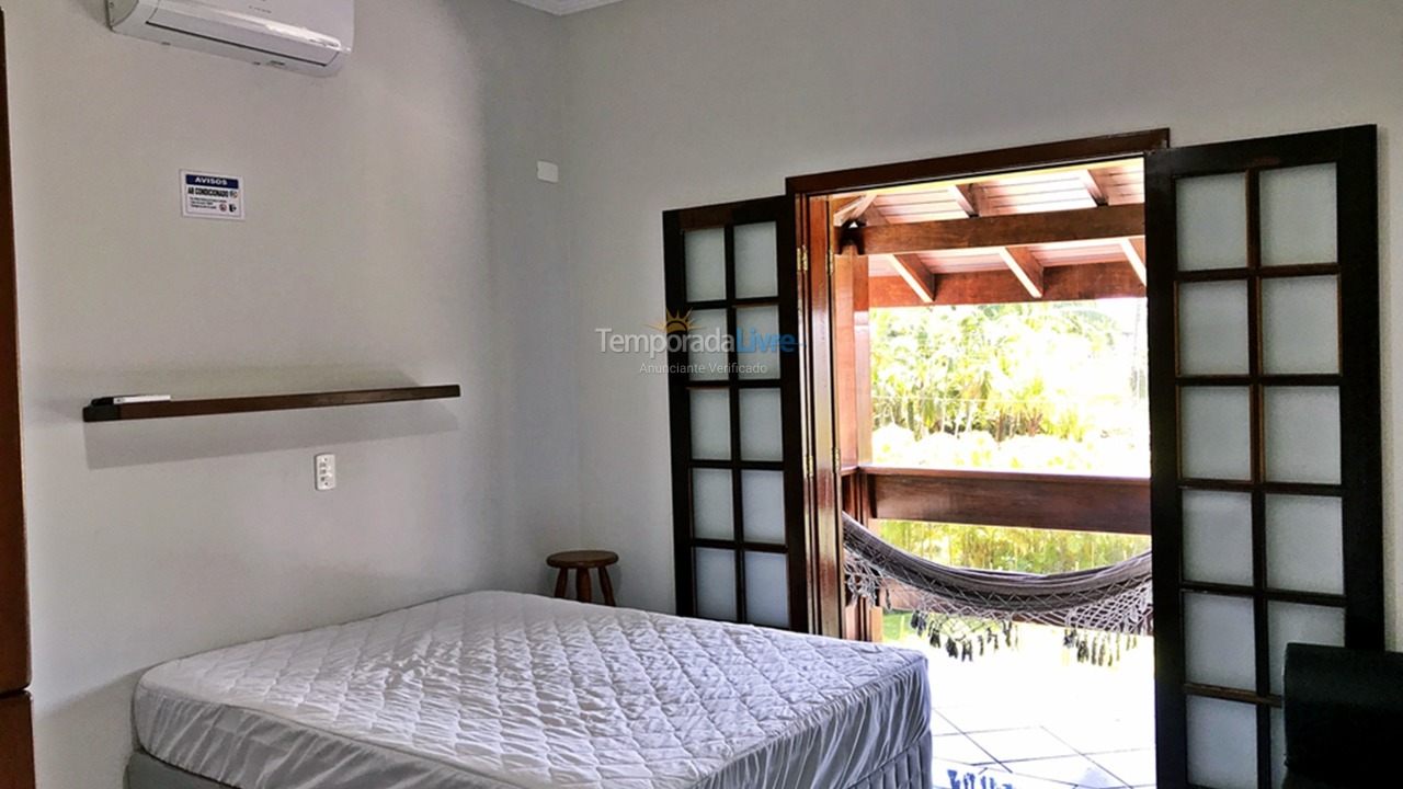 House for vacation rental in Bertioga (Praia de Guaratuba)