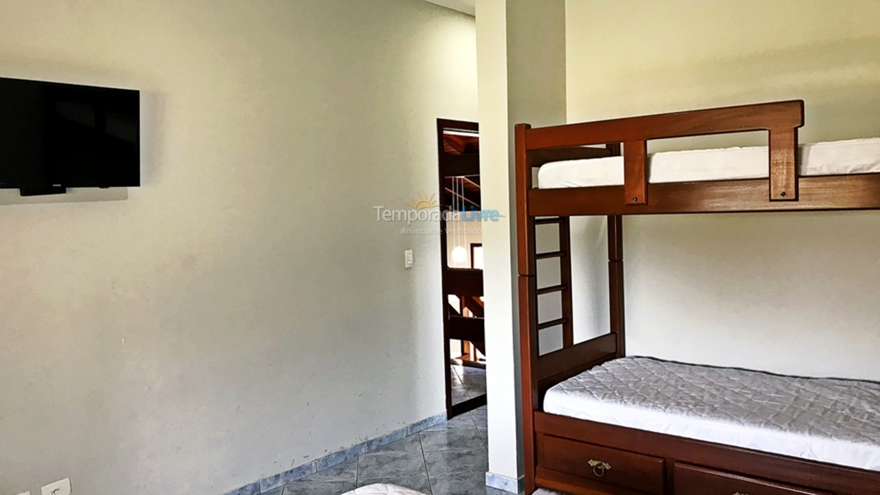 House for vacation rental in Bertioga (Praia de Guaratuba)