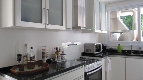 House on the Riviera de São Lourenço for families and friends