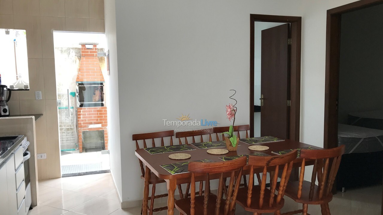 Apartamento para aluguel de temporada em Ubatuba (Maranduba)