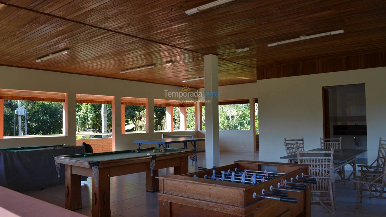 Granja para alquiler de vacaciones em Paraibuna (Bairro dos Macacos)
