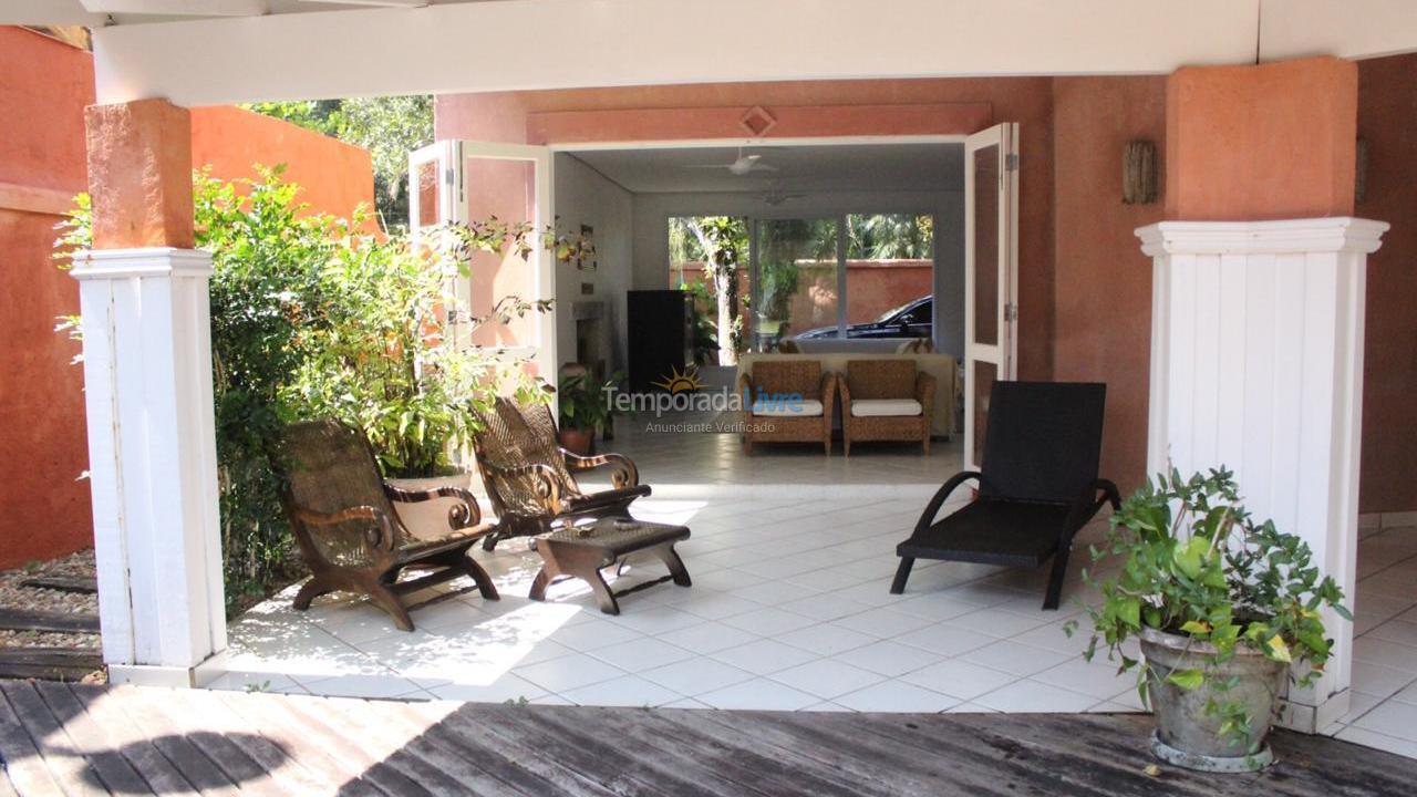 House for vacation rental in São Sebastião (Praia da Baleia)