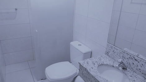 APARTAMENTO 2 DORMITORIOS 4 PERSONAS - CENTRO BOMBINHAS, CERCA DE LA PLAYA