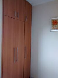 Guarda roupa quarto de solteiro