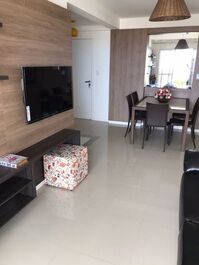 Apartamento completo de frente para o mar