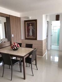 Apartamento completo de frente para o mar