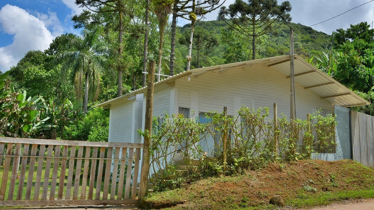 Chácara / sítio para aluguel de temporada em Iporanga (Petar Parque Turístico Alto do Ribeira)
