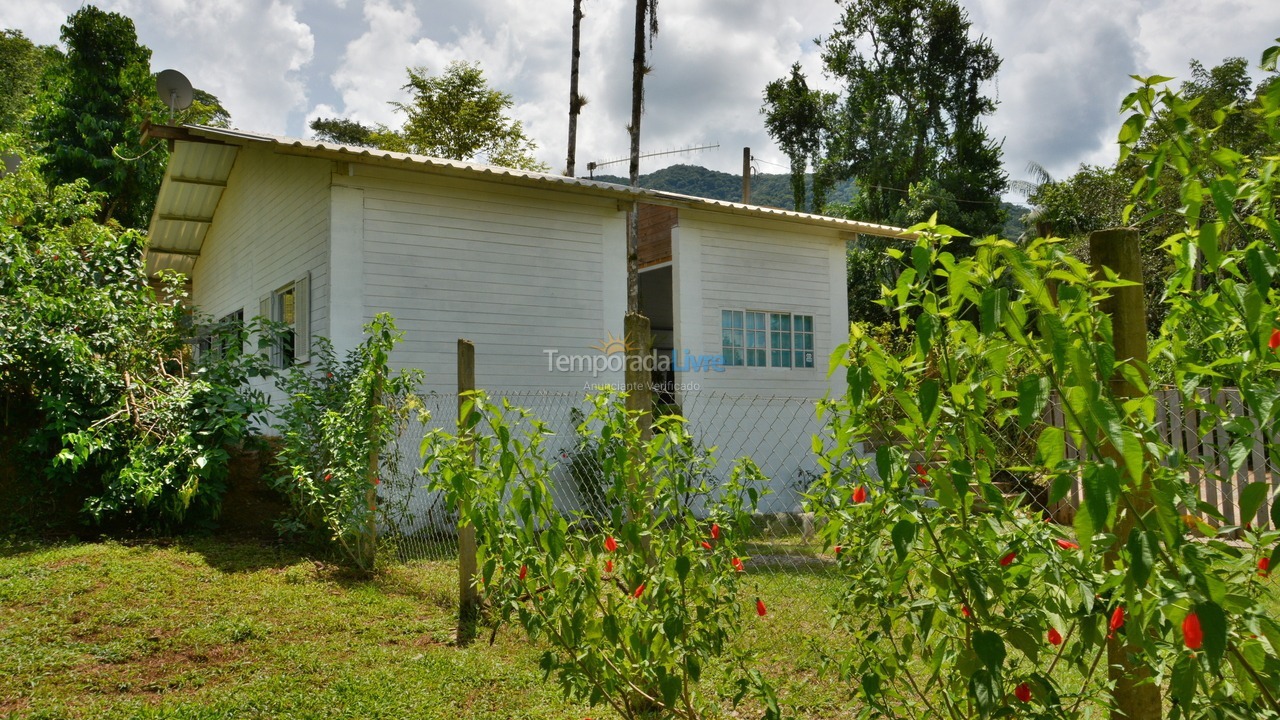 Chácara / sítio para aluguel de temporada em Iporanga (Petar Parque Turístico Alto do Ribeira)