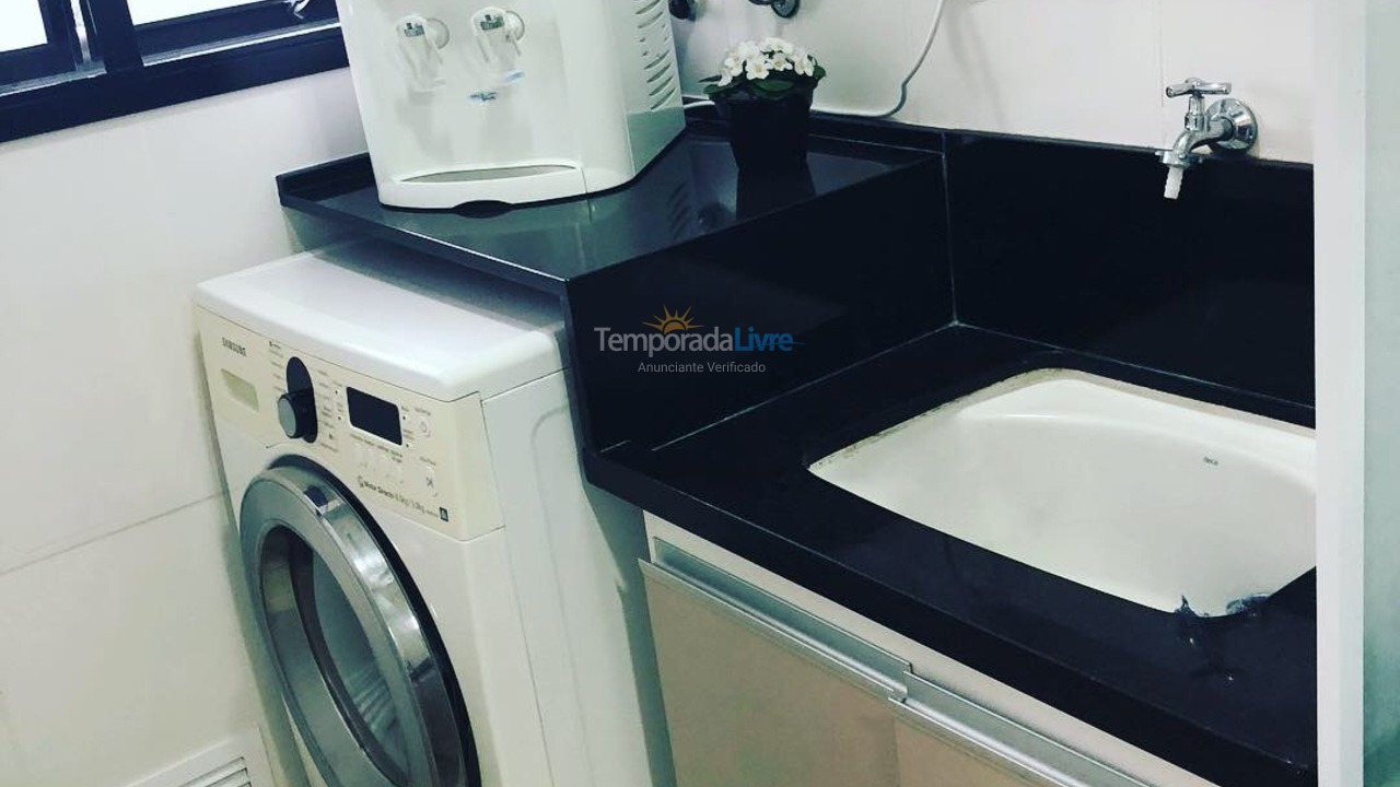 Apartment for vacation rental in Guarujá (Pitangueiras)