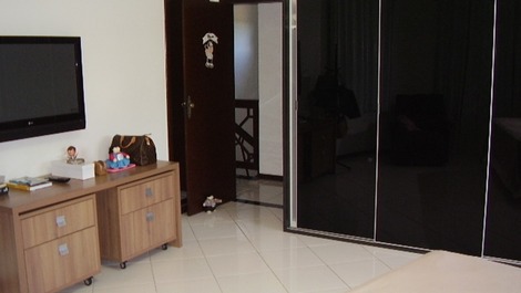 Alquiler de Casa 4/4 en Guarajuba-Bahia