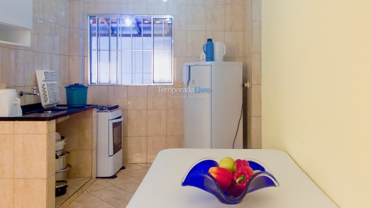 Apartamento para aluguel de temporada em Ubatuba (Praia Grande)