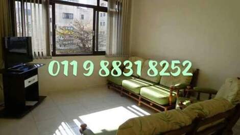 Aproximadamente a 150 m del mar, 2 dormitorios, Guarujá Enseada.