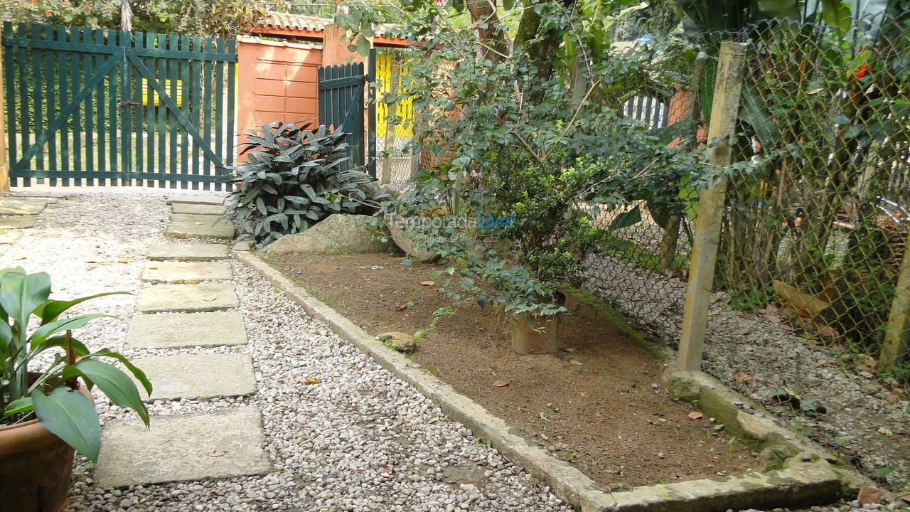 Casa para alquiler de vacaciones em Ubatuba (Enseada)