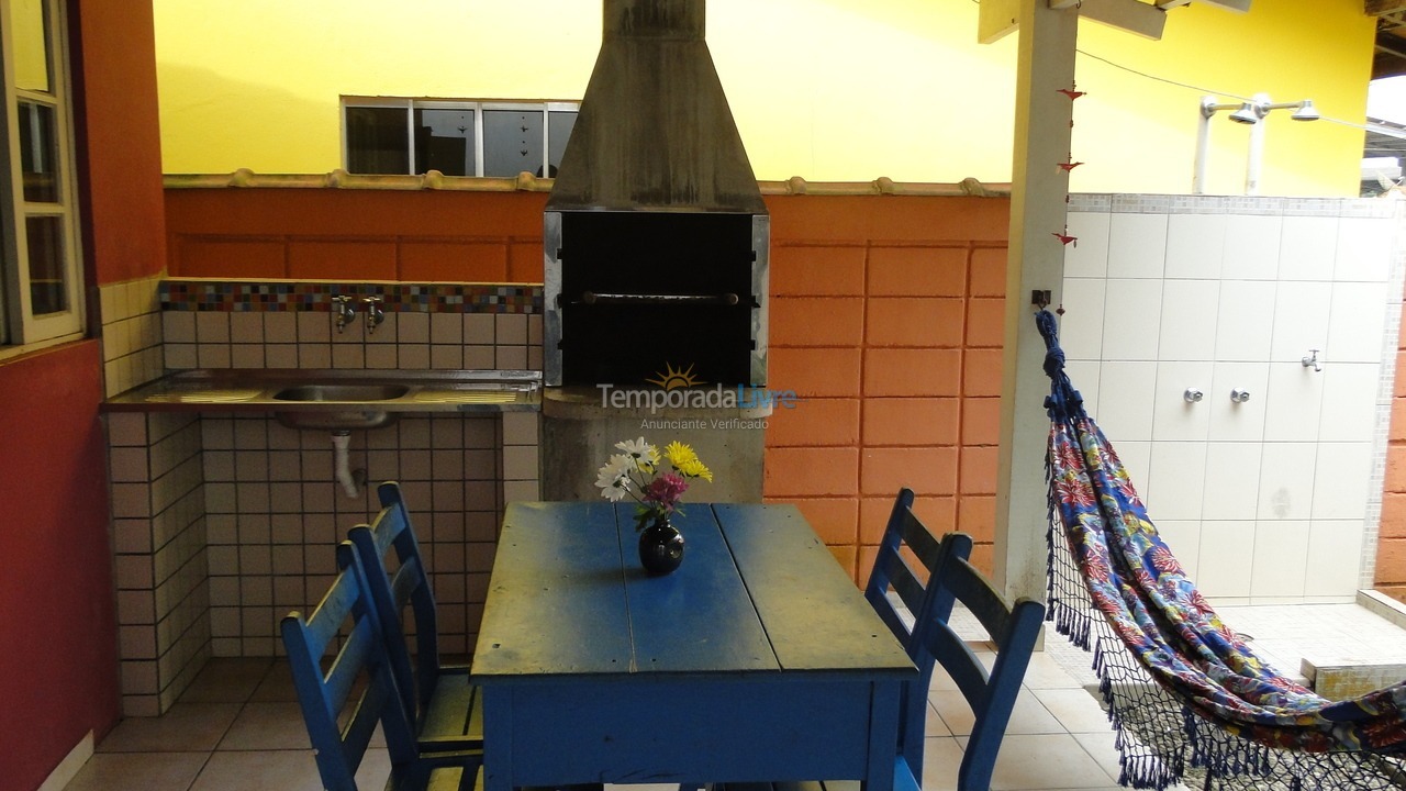 Casa para alquiler de vacaciones em Ubatuba (Enseada)