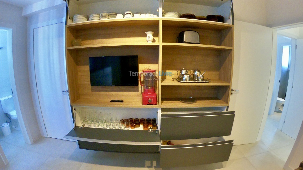 Apartamento para aluguel de temporada em Balneário Camboriú (Praia Central)