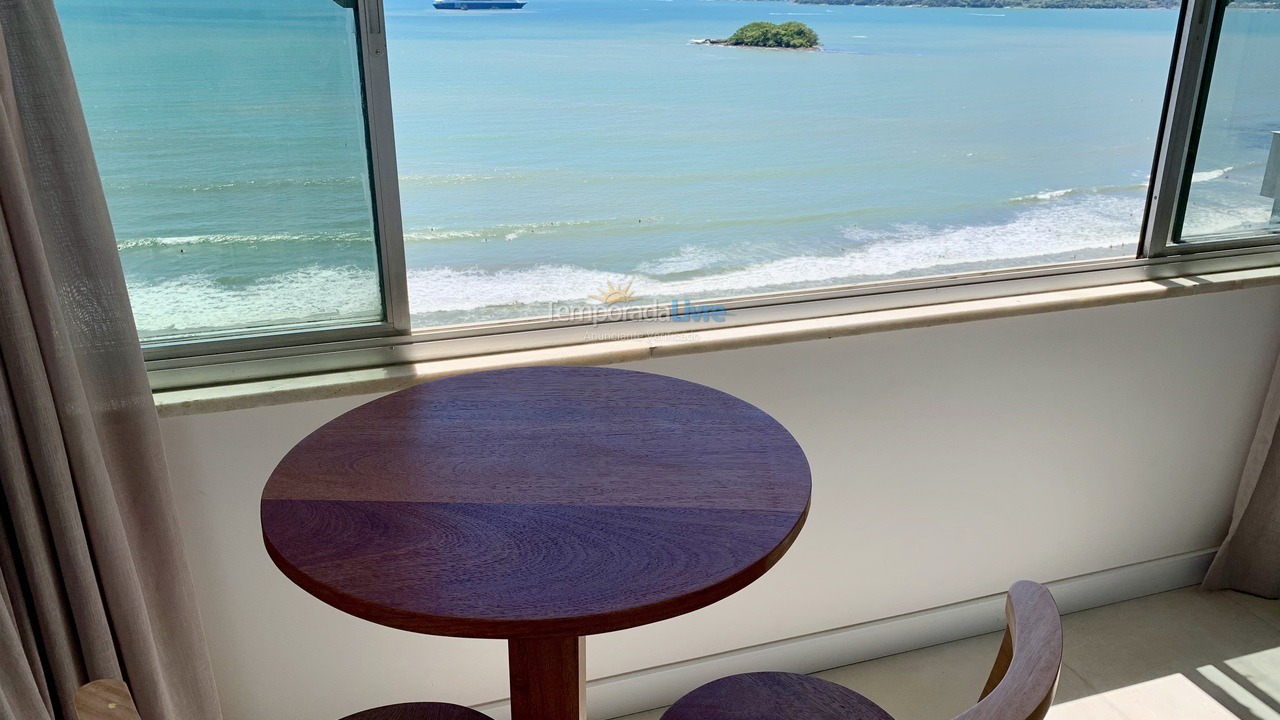 Apartamento para aluguel de temporada em Balneário Camboriú (Praia Central)