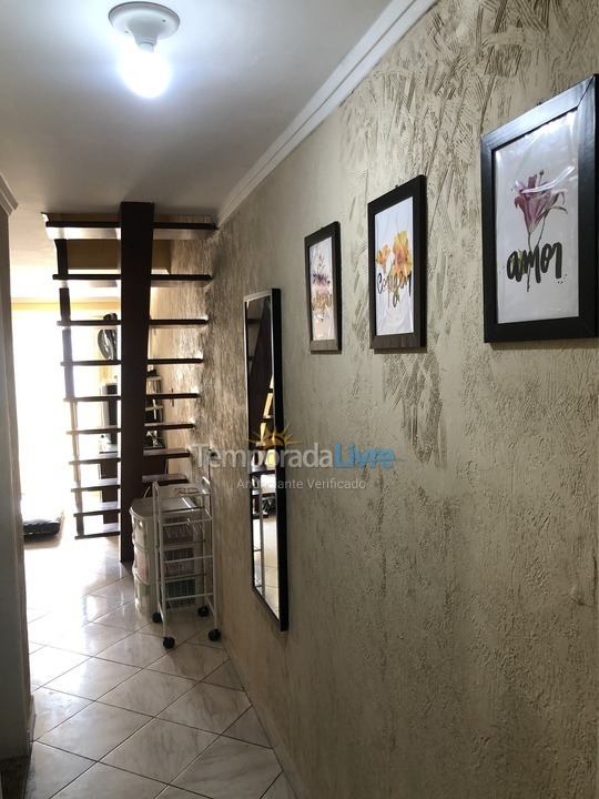 Apartamento para aluguel de temporada em Guarujá (Pitangueiras)