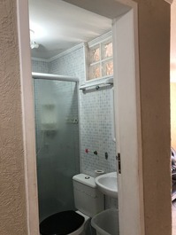 Banheiro da parte debaixo 