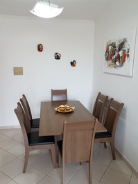 COZY APT, 150 MTS. FROM THE BEACH WITH WI-FI WATSAP 011 996773657